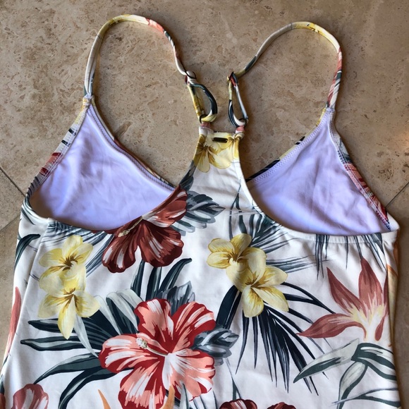 Rip Curl Anini Beach Cheeky Floral Swimsuit NWT Women’s Size Small - Picture 5 of 12